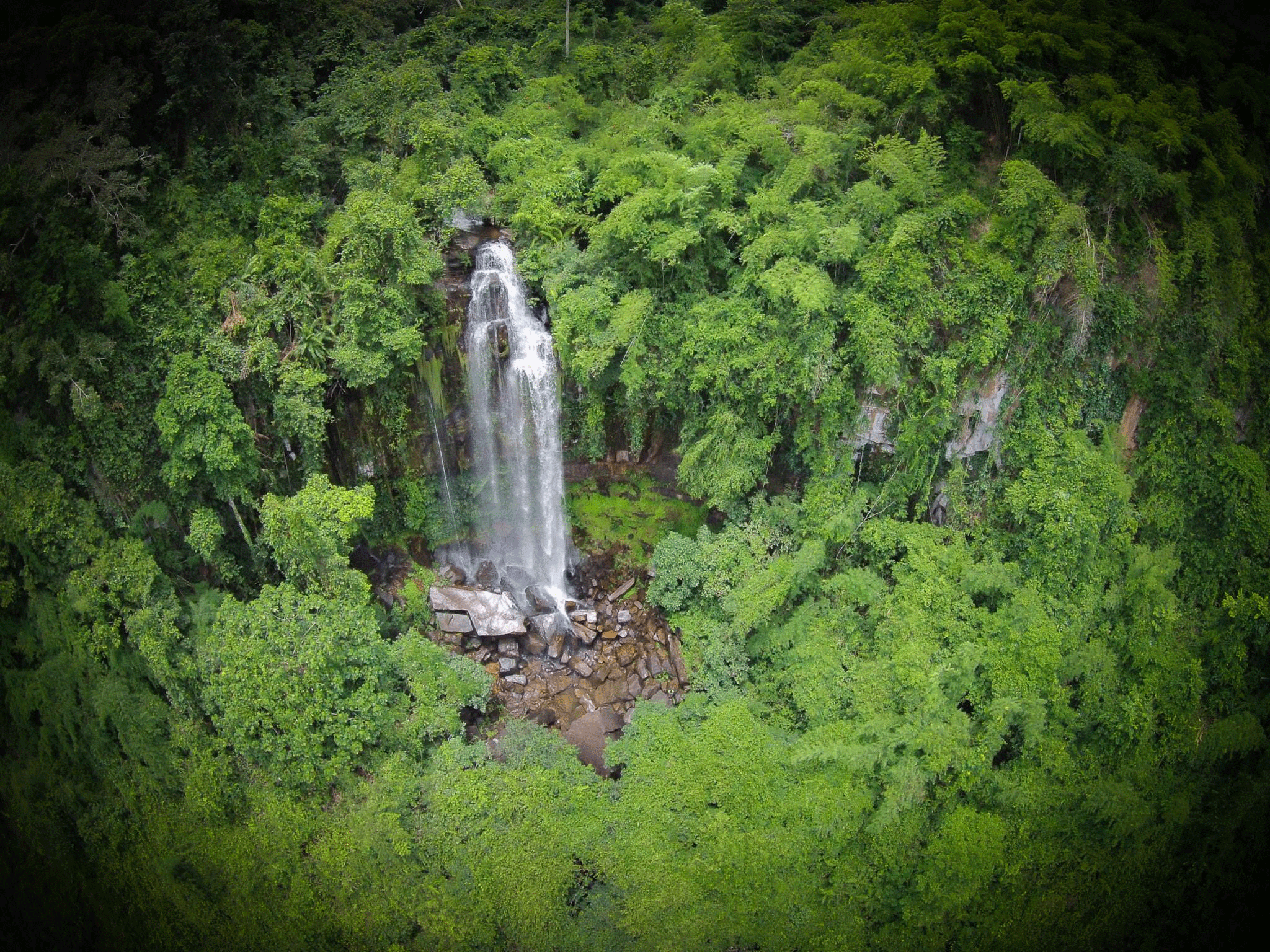 ទឹកជ្រោះចំបក់