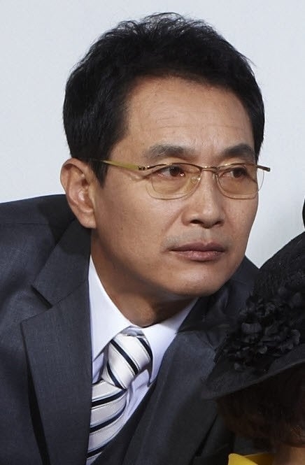 Jung Sung Mo&nbsp;ឈ្មោះក្នុងរឿងគឺ សុឹងចែ