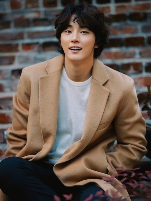 Yoon Shi-Yoon ក្នុងពេលបច្ចុប្បន្ន&nbsp;