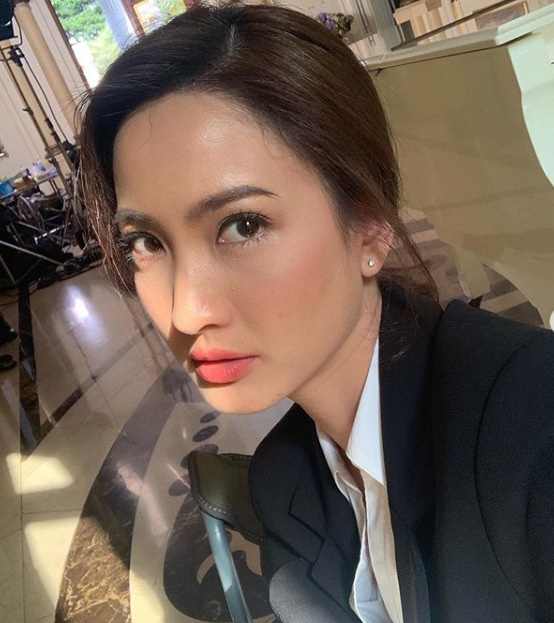 កញ្ញាTaew Natapohn