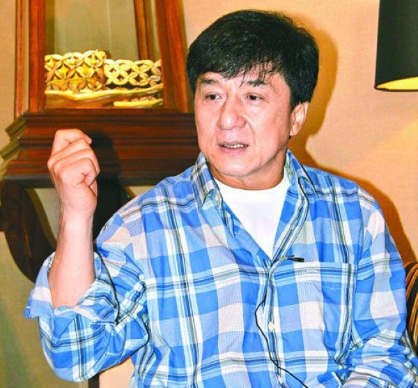 Jackie Chan ហៅឈិន ឡុង