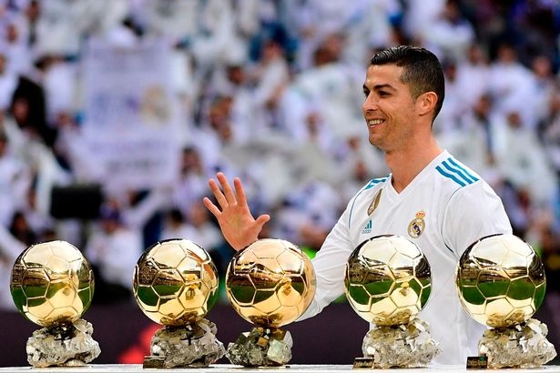 Cristiano Ronaldo ទទួលបានពានរង្វាន់ Balon d'Or ចំនួន ៥