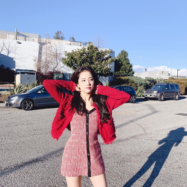 រូបភាព Jisoo