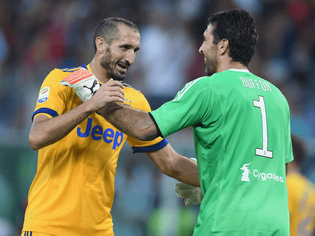 Chiellini និង Buffon 