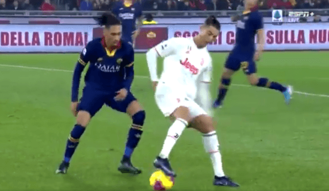 Ronaldo ញាក់ Smalling