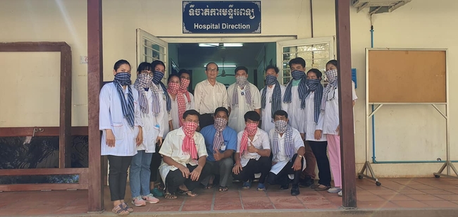 សកម្មភាព ពាក់ក្រម៉ា របស់ក្រុមគ្រូពេទ្យ