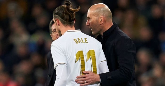កីឡាករ Gareth Bale និងលោក Zidane