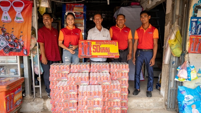 អ្នកលក់ដែលបានលក់រេដឃីងប៊ីឱ្យអ្នកឈ្នះរង្វាន់១០លានរៀល