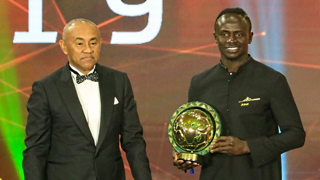 កីឡាករ Sadio Mane ឈ្នះពានរង្វាន់ Afircan Football's Player of the Year