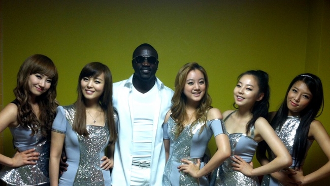Wonder Girls និង Akon&nbsp;
