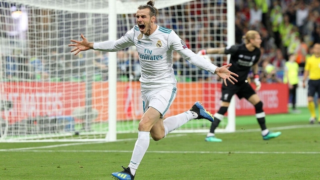 
កីឡាករ Gareth Bale អបអរគ្រាប់បាល់បញ្ជូលទី Liverpool ក្នុងវគ្គផ្តាច់ព្រ័ត្រ UCL ២០១៧-២០១៨