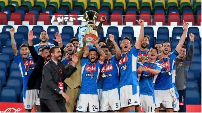 ទិដ្ឋភាពនៃការលើកពាន Coppa Italia របស់ក្រុម SSC Napoli ជាលើកទី ៦ 