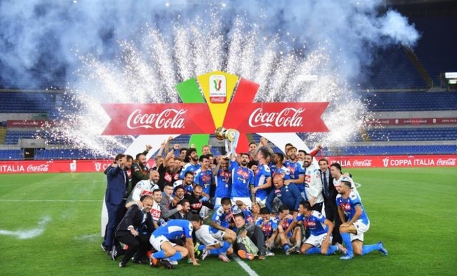 ទិដ្ឋភាពនៃការលើកពាន Coppa Italia របស់ក្រុម SSC Napoli ជាលើកទី ៦ 