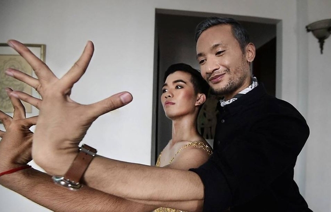 លោកឱក ព្រហ្មសុដន្ត្រៈ
