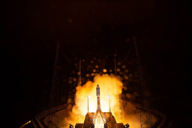 ផ្កាយរណប Cheops បានបញ្ជូនទៅទីអវកាសតាមរយៈរ៉ុក្កែត Soyuz-Fregat