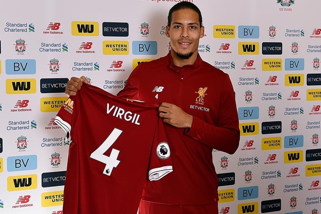 &nbsp; កីឡាករ&nbsp;Virgil van Dijk ពេលផ្លាស់មកកាន់ Liverpool