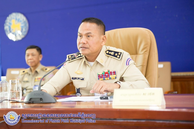 ឧត្តមសេនីយ៍ឯក ស ថេត