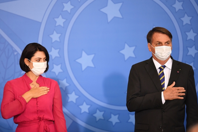 លោកស្រី Michelle Bolsonaro និងលោក&nbsp;Jair Bolsonaro
