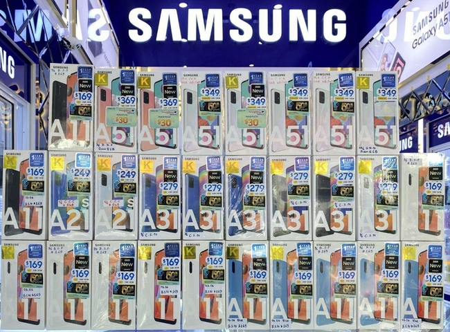  ទូរស័ព្ទ Samsung