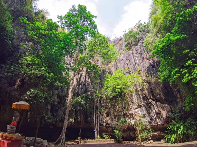 ទិដ្ឋភាព ភ្នំកំពង់ត្រាច