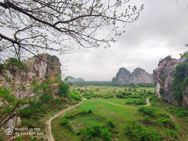 ទិដ្ឋភាព ភ្នំកំពង់ត្រាច