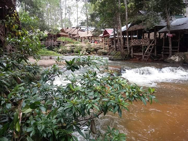 ទឹកធ្លាក់ទី១