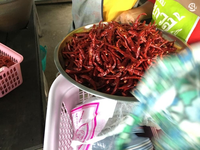 ម្ទេសសម្រាប់យកមកបុកល្ហុង