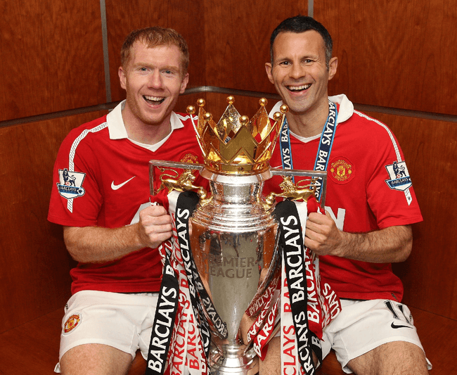 Scholes និង Giggs