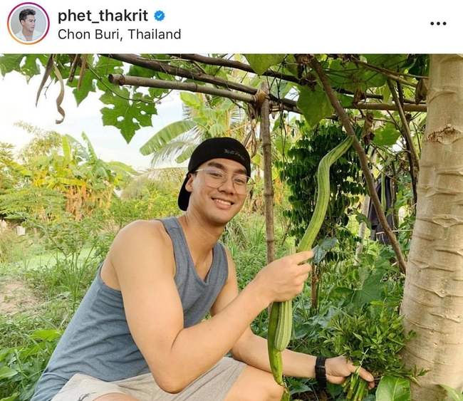 Phet Thakrit