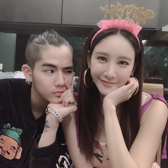 Nick និង Tangmo&nbsp;