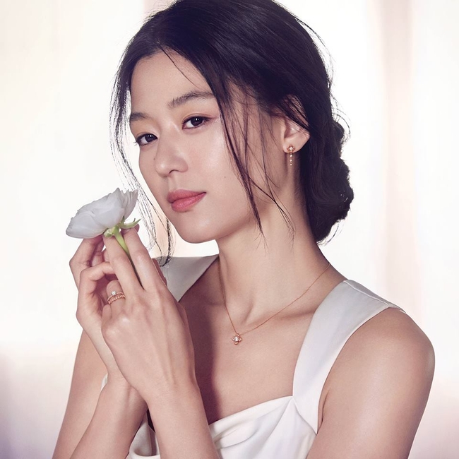 Jeon Ji Hyun