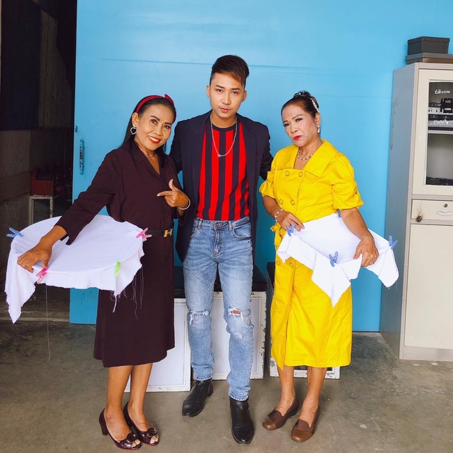 យាយ អឿន យាយ យ៉យ និងកូនប្រុស&nbsp;&nbsp;