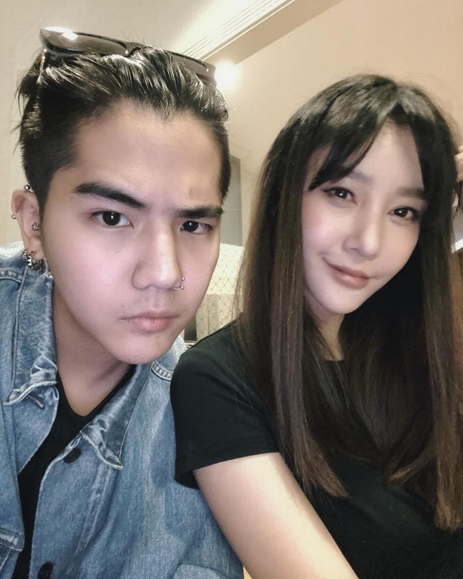 Nick និង Tangmo&nbsp;