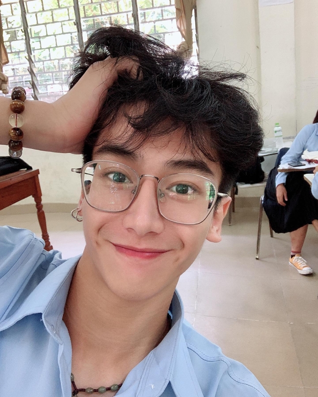 &nbsp;Wen Shengyuan ហៅសុភ័ក្រ