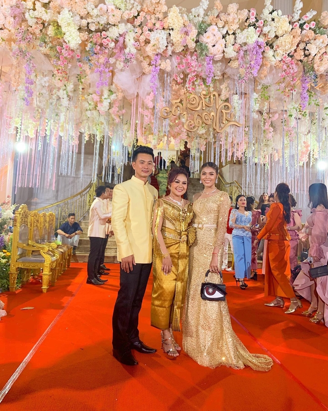  ទិដ្ឋភាពពិធីមង្គលការរបស់ សុន ស្រីពេជ្រ 