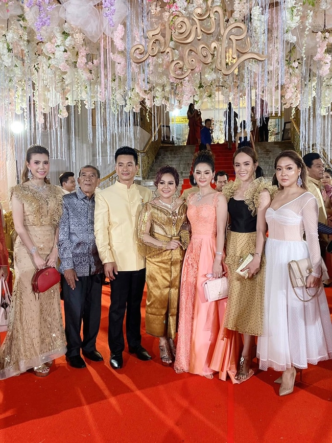  ទិដ្ឋភាពពិធីមង្គលការរបស់ សុន ស្រីពេជ្រ 