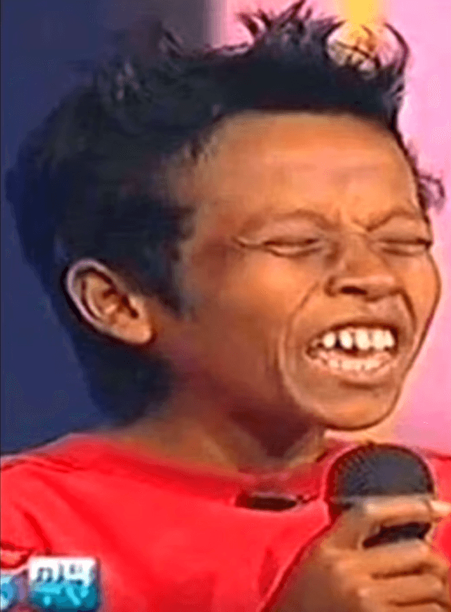 នាយ ចឺម