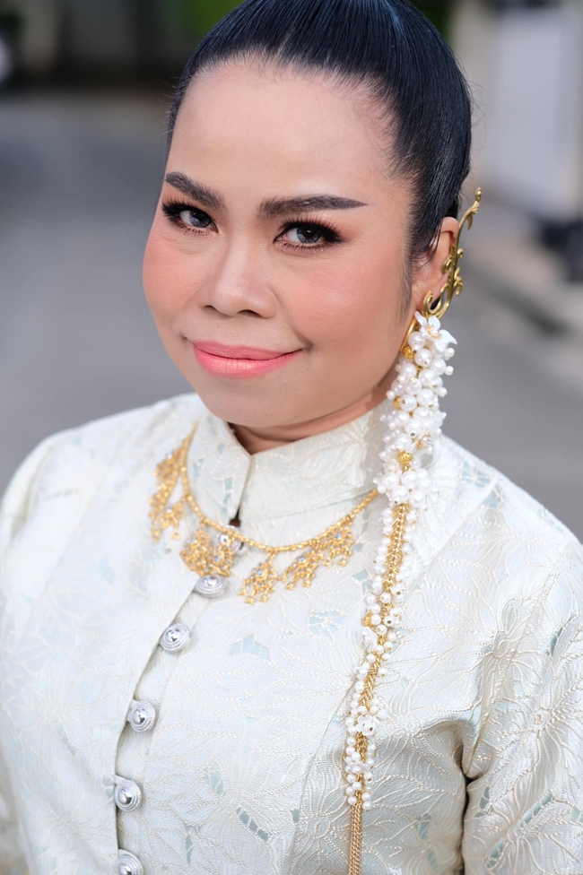 អ្នកគ្រូ ផេនស៊ី&nbsp;